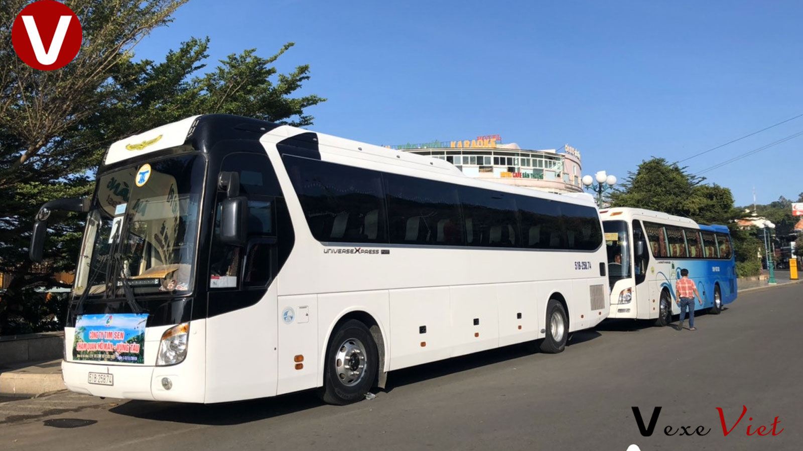 Cho thuê xe du lịch 45-47 chỗ đời mới giá rẻ tại Mê Linh, Hà Nội